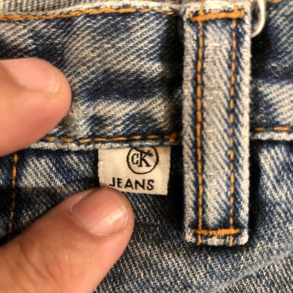 Vintage Calvin Klein Jeans Denim Shorts Juniors 9 28W Blue Cutoff Relaxed Y2K - Picture 9 of 16